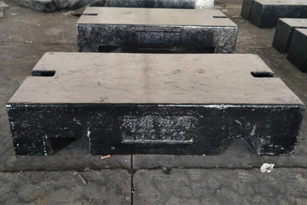 鑄鐵砝碼如何在潮濕環(huán)境中完成計(jì)量作業(yè)