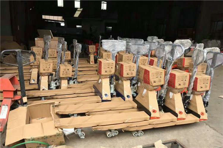 長(zhǎng)沙2噸電子叉車秤空位安裝示意圖