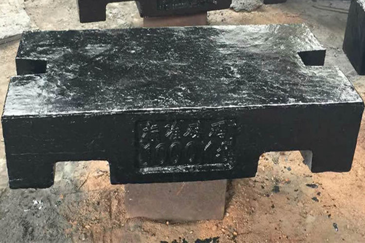 衡陽1噸長方形標(biāo)準(zhǔn)砝碼外形規(guī)格尺寸圖詳解